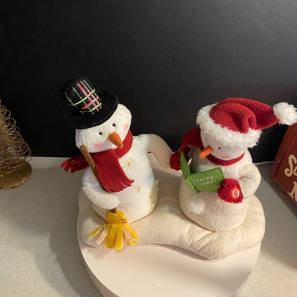 2003 Hallmark 1st in Series Animated Snowman Couple – Sings - Picture 3 of 15